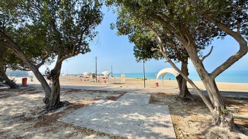 അസ്രി ബീച്ചിൽ പോയ കഥ