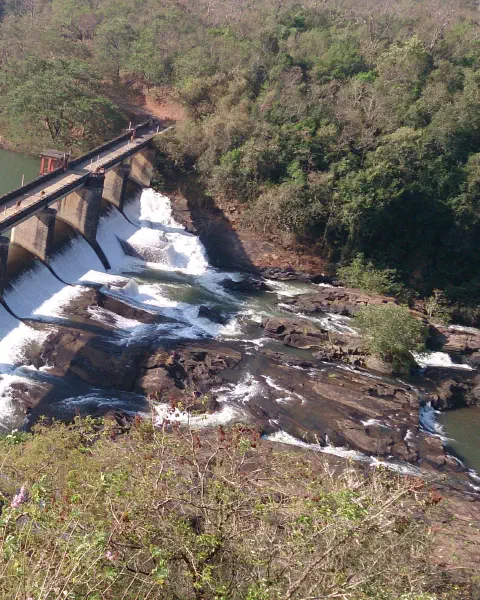 Thenmala Dam